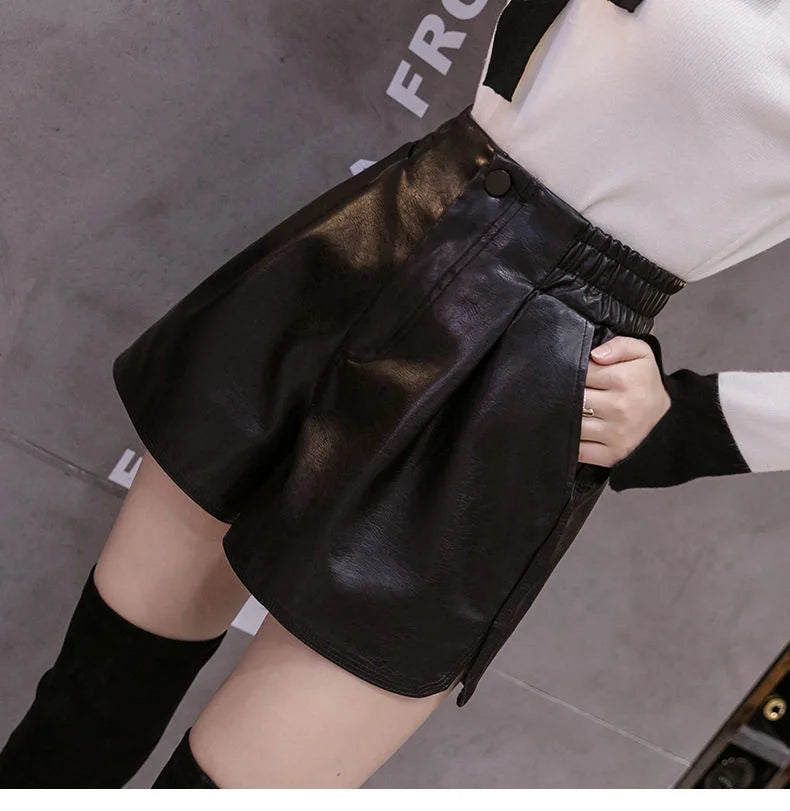 2023 Casual A-line Shorts Leather Leg Pants Women Clothing Women Pants Summer Shorts